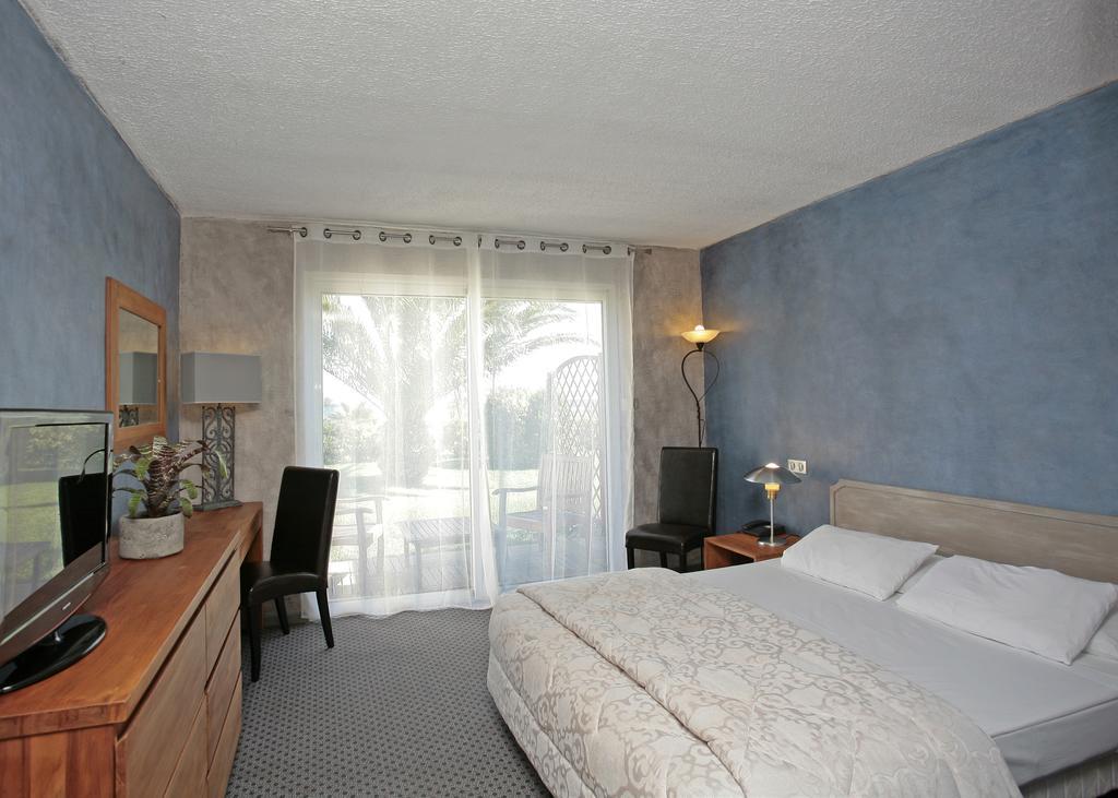 Hotel Pineto Biguglia  Eksteriør billede